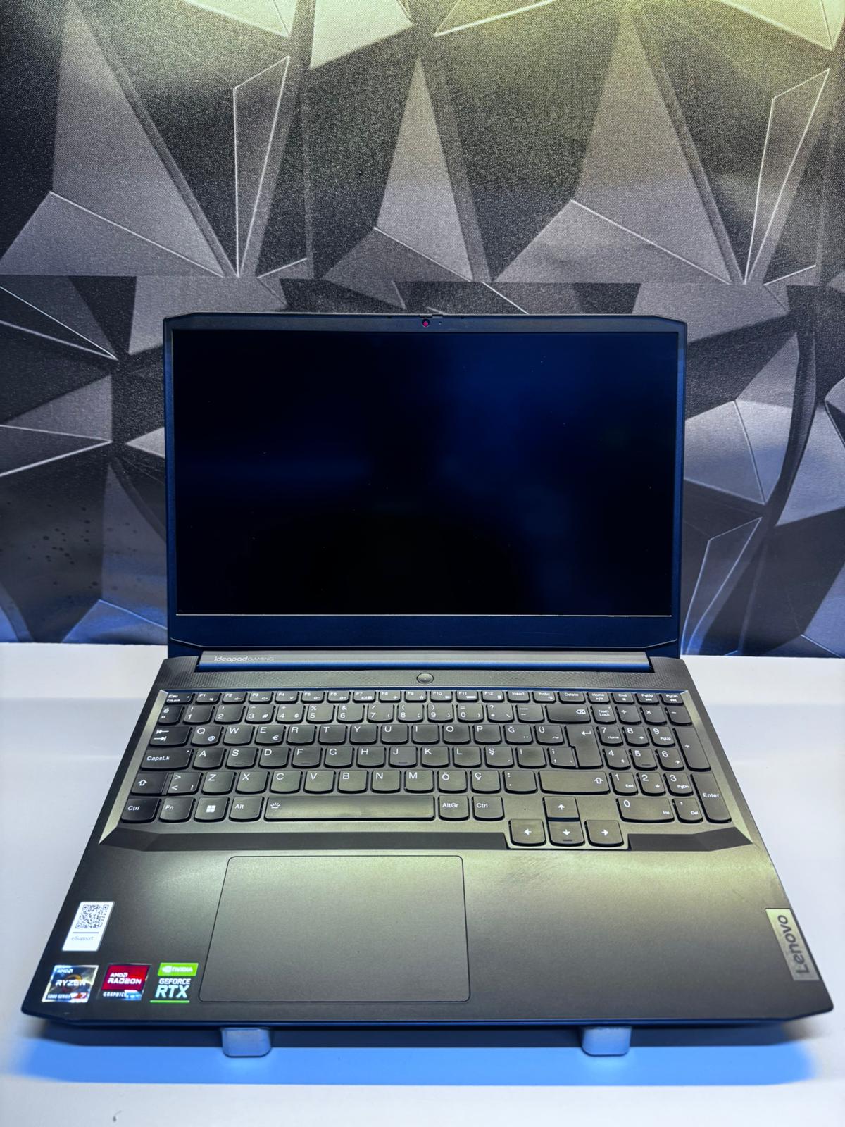 Lenovo Gaming - Ryzen 7 5800H/16 GB/RTX 3050Tİ/512 GB SSD/15.6