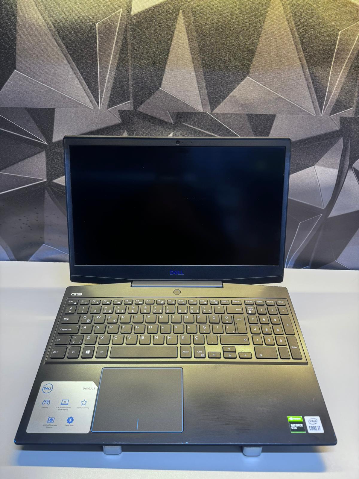 DELL GAMİNG G3 İ7-9.Nesil/GTX 1650/16 GB/512GB/15.6