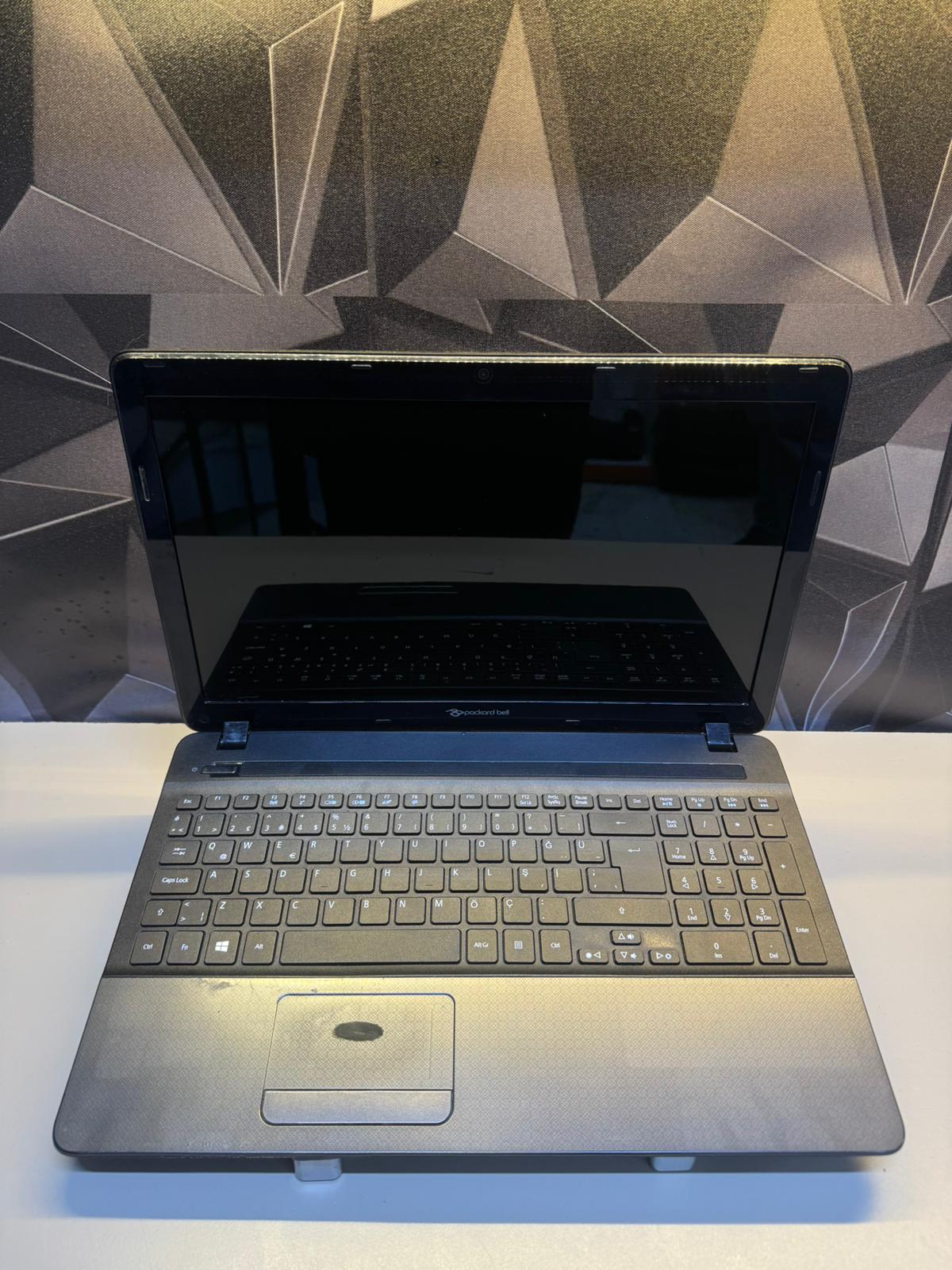 PACKARD-BELL İ5-2.NESİL/4GB/120 GB SSD/INTEL HD GRAPHİCS/15.6