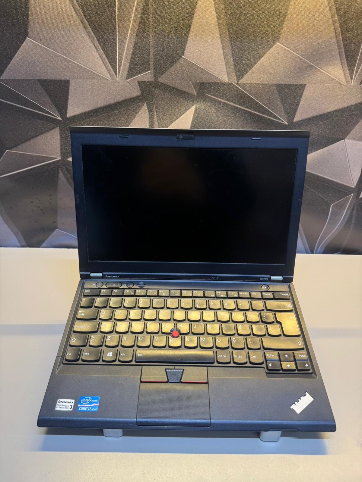 THİNKPAD X230 İ7 3.NESİL/8GB/240 GB SSD/INTEL HD GRAPHICS/14