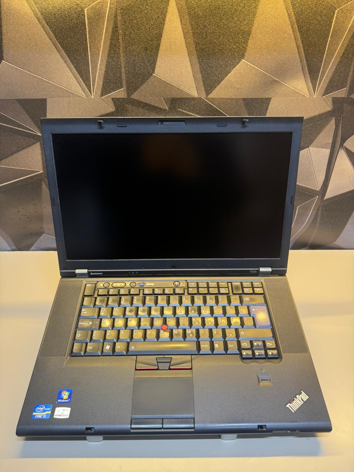 THİNKPAD T520İ İ3 2.NESİL/4GB/120 GB SSD/INTEL HD GRAPHICS/15.6